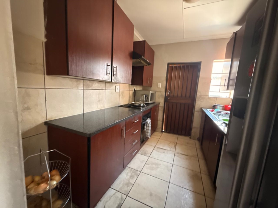 3 Bedroom Property for Sale in Waterkloof East North West
